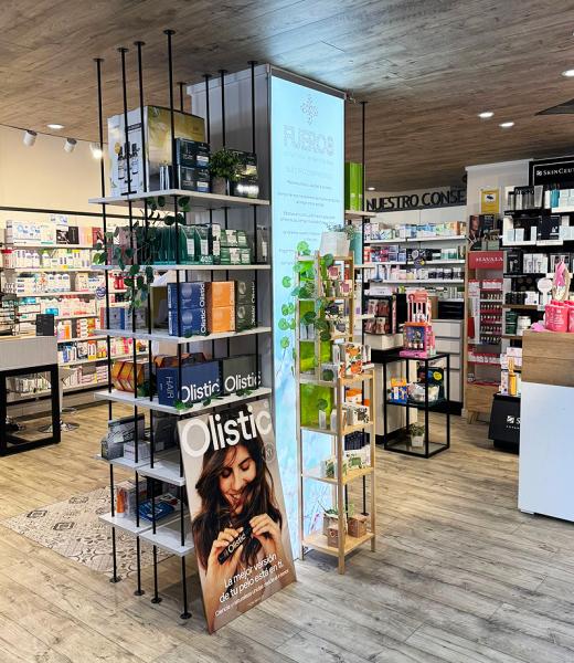 Interior Farmacia Fueros 8